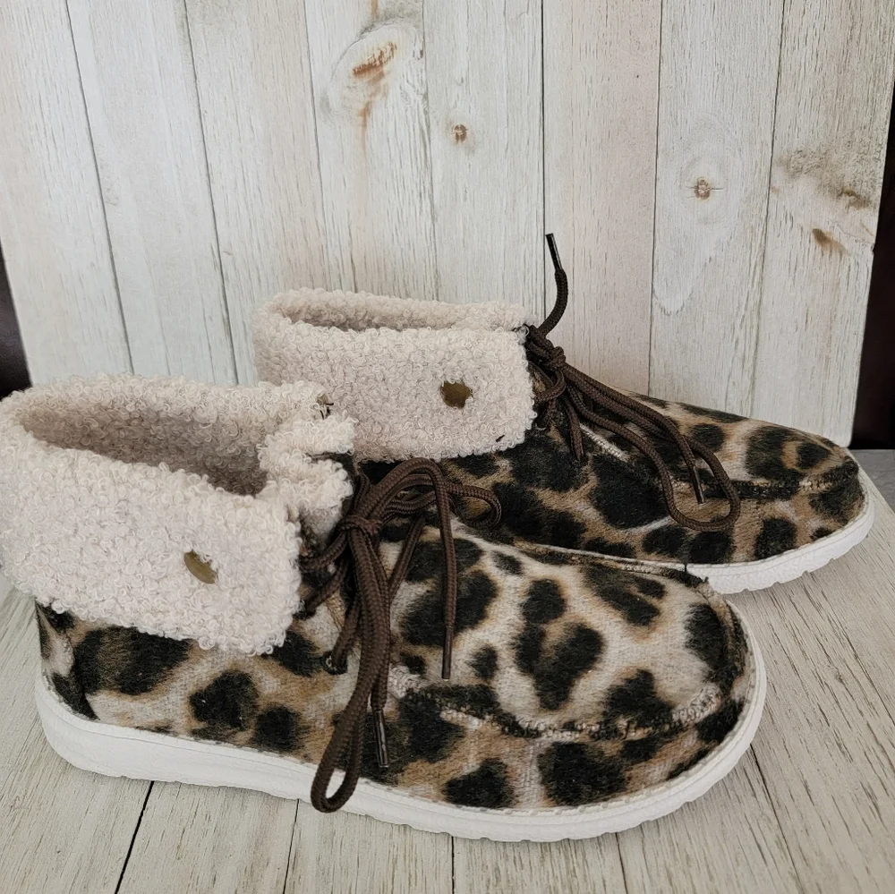 GYPSY JAZZ- ODION TAUPE LEOPARD HIGH TOP SNEAKERS - Picture 2 of 8